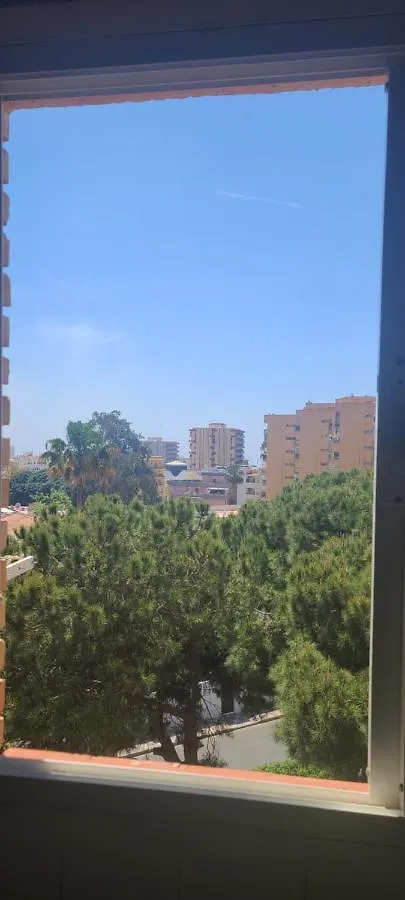 Rum i privatbostad Acuario Shared Flat Piso Compartido Est Partage الشقة مشتركة Lägenhet Benalmádena Spanien