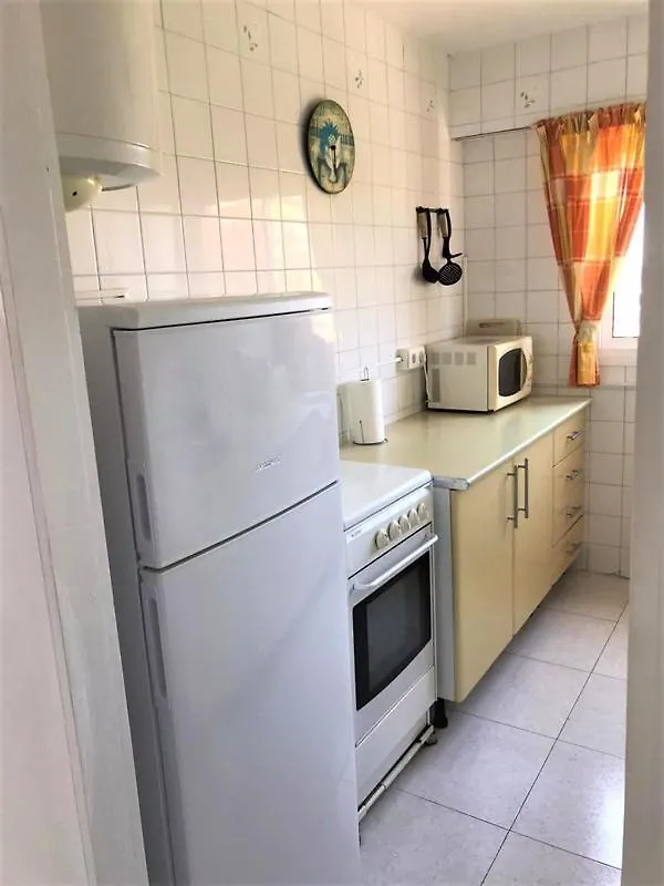 Homestay Acuario Shared Flat Piso Compartido Est Partage الشقة مشتركة Apartment Benalmadena Spain